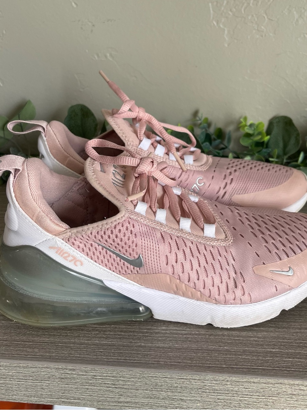 Nike Air Max 270 Pink Oxford Metallic Silver White DM8326-600 Women’s 9 Shoes